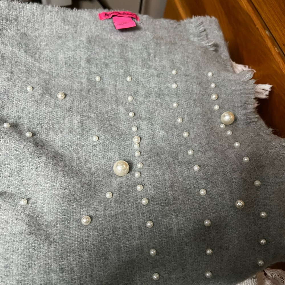 Betsey Johnson Gray shawl